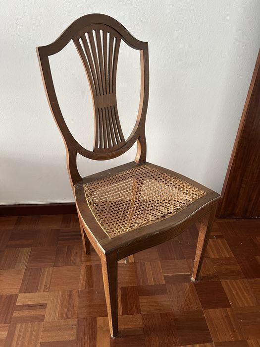 Cadeiras estilo inglês - 6 unidades (30€ cada)