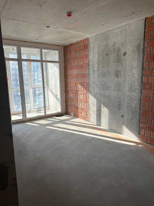 ТОП-вид на Дніпро! 2-к квартира в ЖК «Берег Дніпра». Власник. Податок з продажу оплачую повністю.