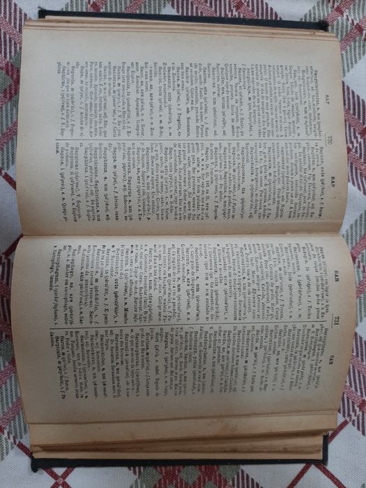 Livros antigos Latim-Português