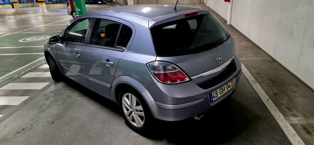 Opel Astra 1.7 CDTI Cosmo