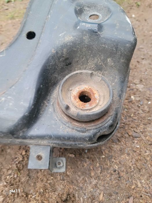 Підрамник передній Hyundai Tucson 2003-2012 балка туксон подрамник