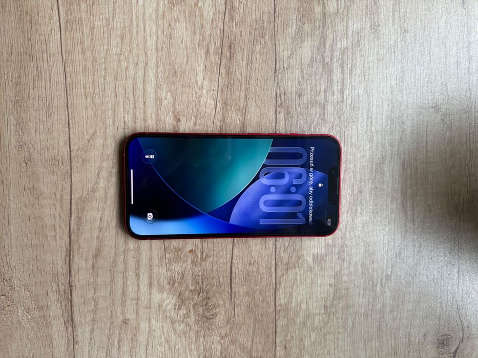 iPhone 13 czerwony
