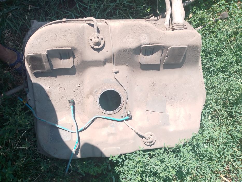 Топливный бак Киа сефия2