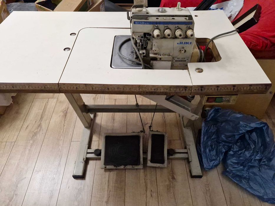Owerlok Juki maszyna do szycia