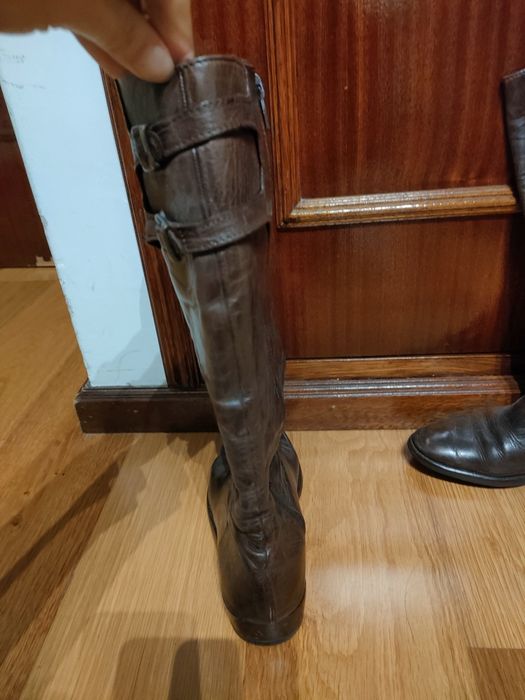 Bota à cavaleiro em pele