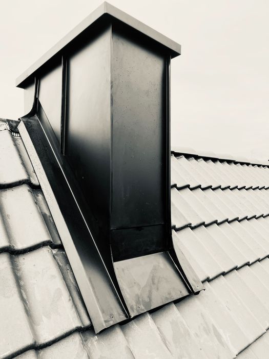 Usługi blacharsko-dekarskie, obróbki blacharskie w rąbku tradycyjnym