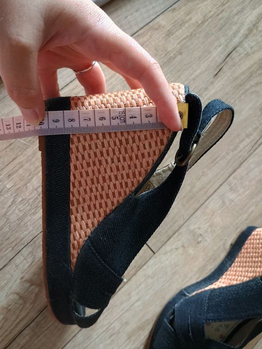 Sandałki sandały na koturnie nowe