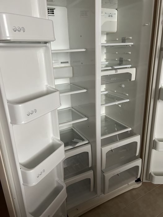 Холодильник LG side-by-side