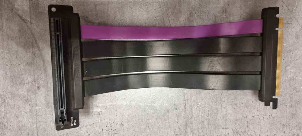 Riser Cooler Master PCIe 4.0 x16 200mm