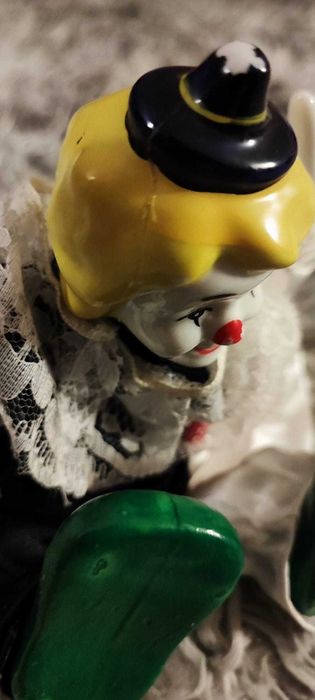 Palhaço boneca porcelana - danos