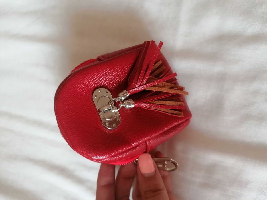 Porta moedas vermelho