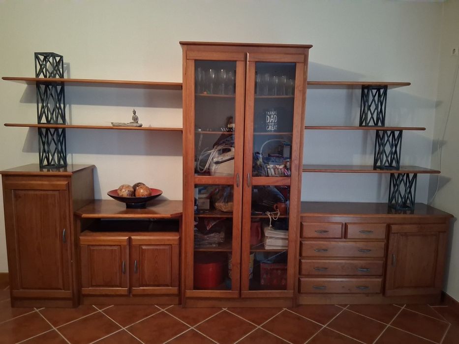 Móvel + Mesa de Centro