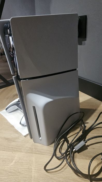 Playstation 5 z napędem