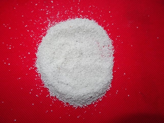 Śnieżnobiały piasek 0,5-1mm do terarium