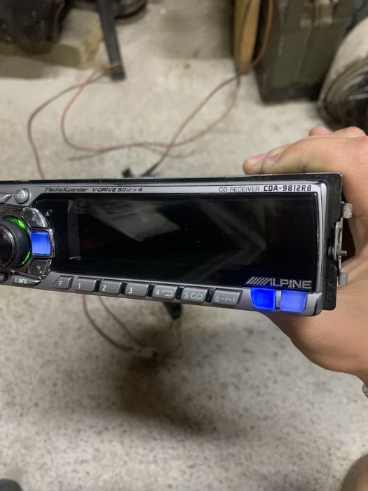 Магнітола Alpine CDA CDE 9812