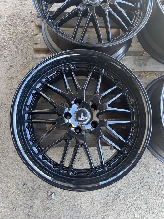 Tesla S R20 диски