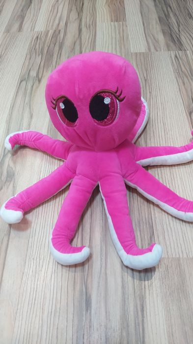 Іграшки дитячі м'які