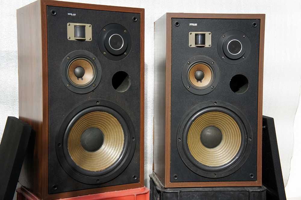 Colunas Pioneer HPM 60