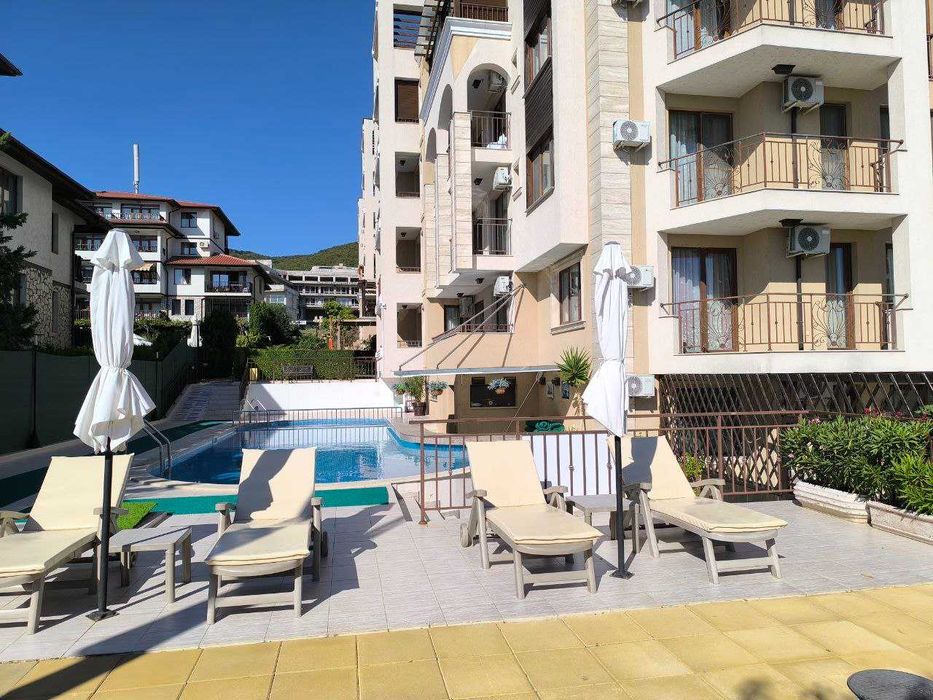 Продається трикімнатна квартира перша лінія, Святий Влас, Болгарія