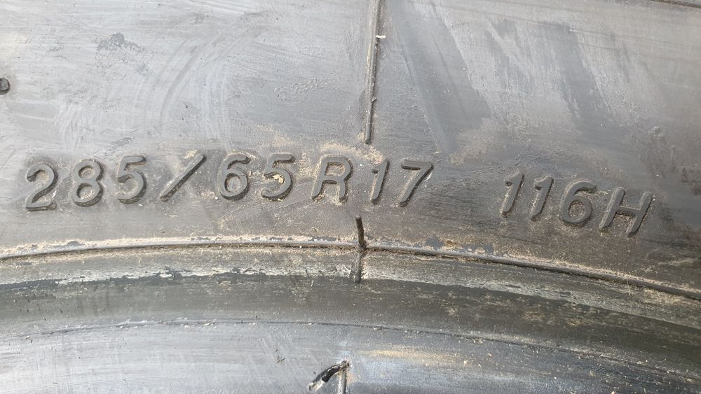 285/65 R17  4шт Yokohama (Йокохама) Авторезина, шини.