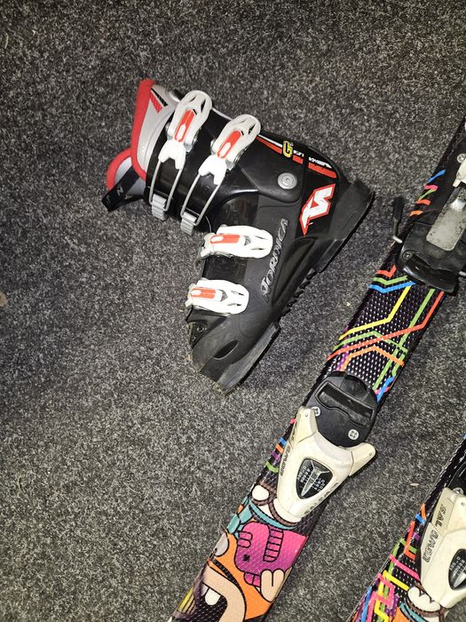 Wyprzedaz Odjazdowe narty Atomic Rascal okazja