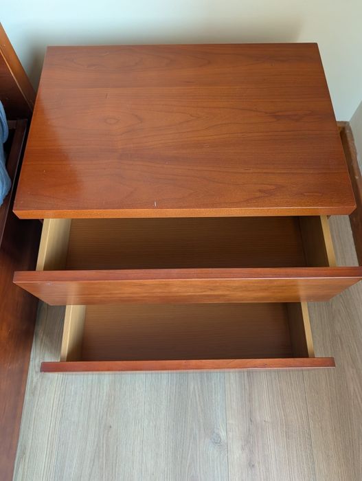 Conjunto mesinhas de cabeceira