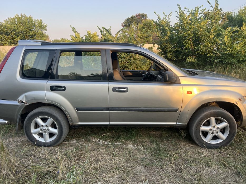 Nissan X Trail T30