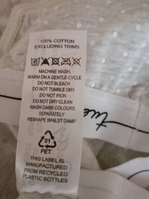 Firmowe majtki  puszystej Pani.