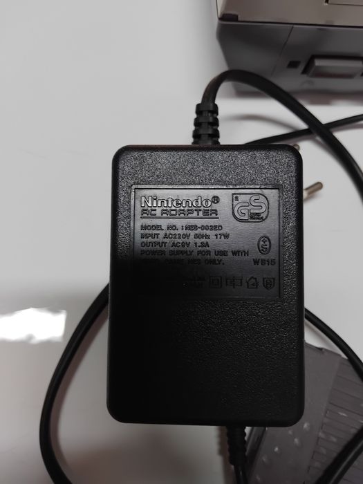 Consola Nintendo Nes + Jogo Super Mario