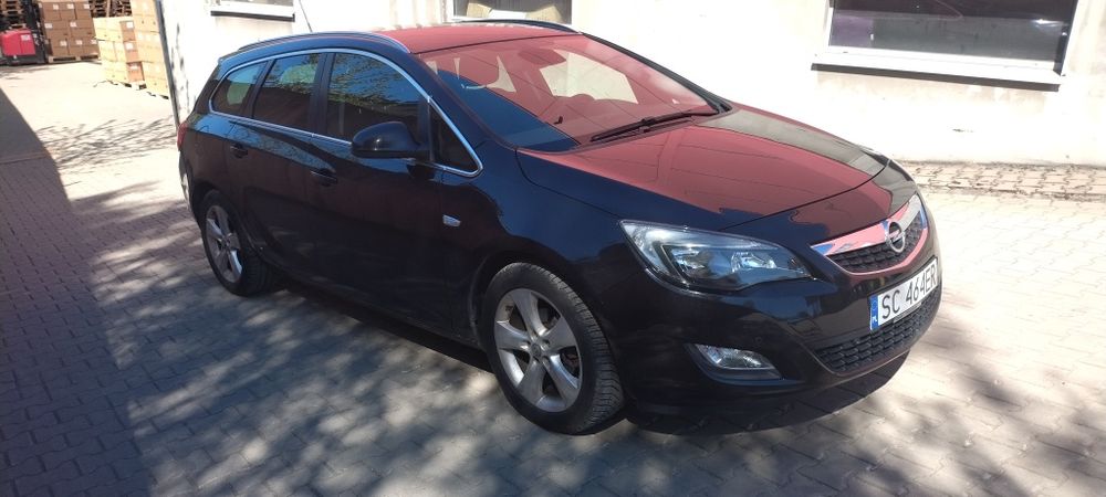 Opel Astra benzyna