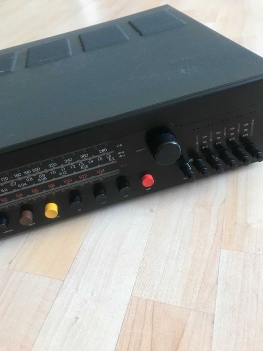 Ресивер-тюнер BRAUN REGIE 350,BRAUN REGIE 450,BRAUN CEV 55O.