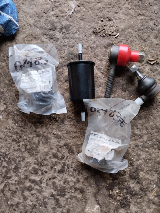 Продам запчасті до омеги Б