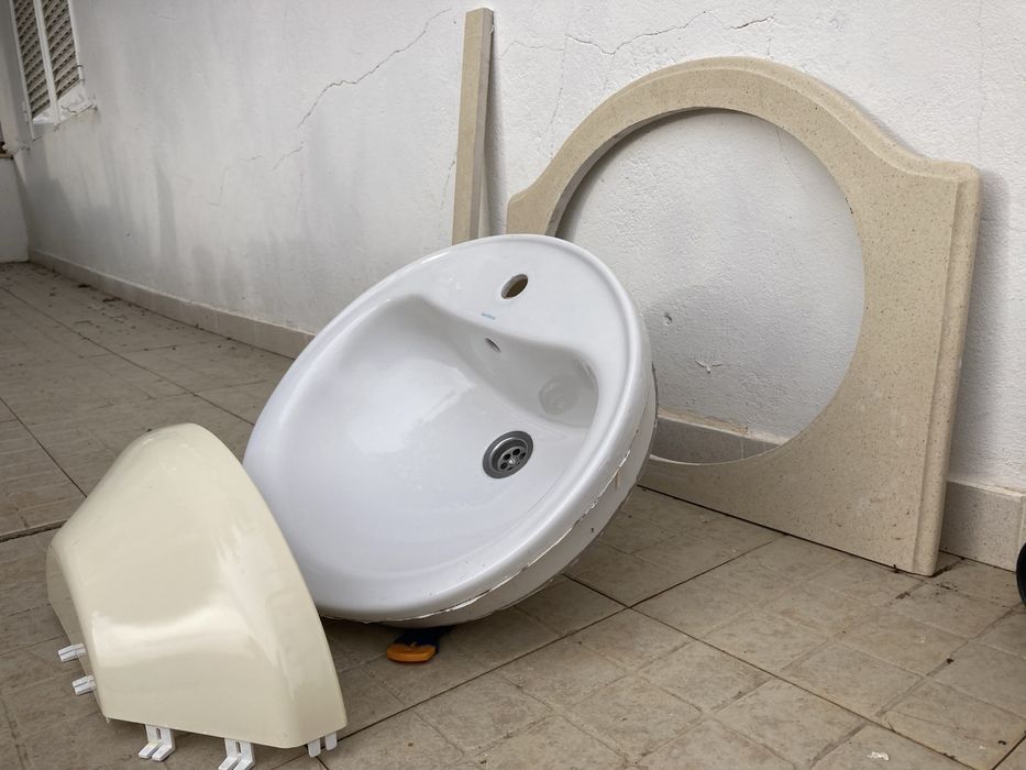 Conjunto lavatório/pedra mármore