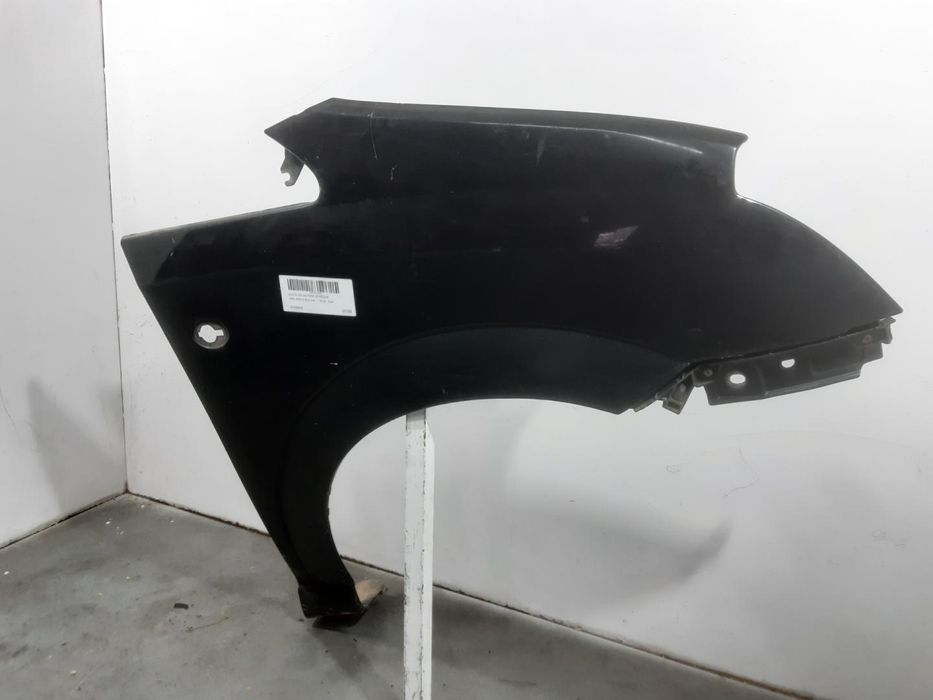 Guarda-Lamas Frente Direito Opel Meriva