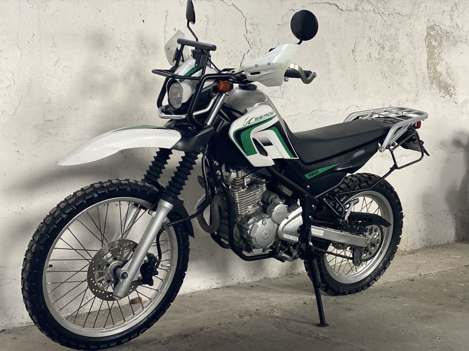Yamaha Serow 250 мотоцикл з Японіі