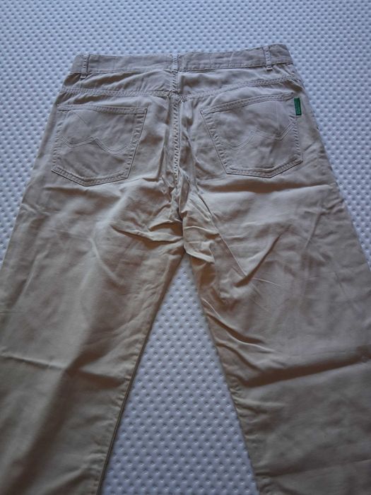 Calças de Sarja Bejes / Creme de Homem da Benetton