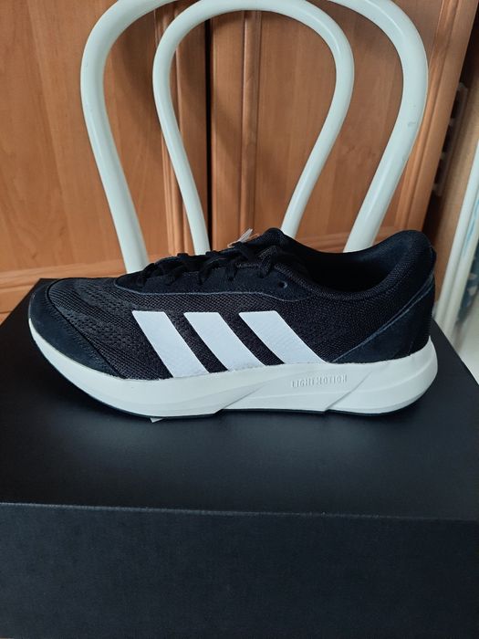 Nowe buty męskie Adidas rozmiar 43 1/3
