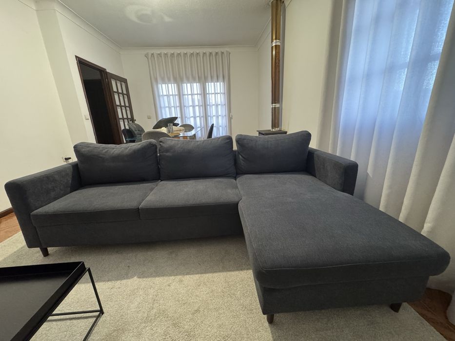 Sofá com Chaise Longue
