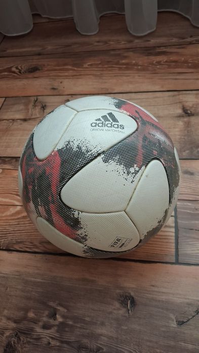 М'яч футбольний Adidas