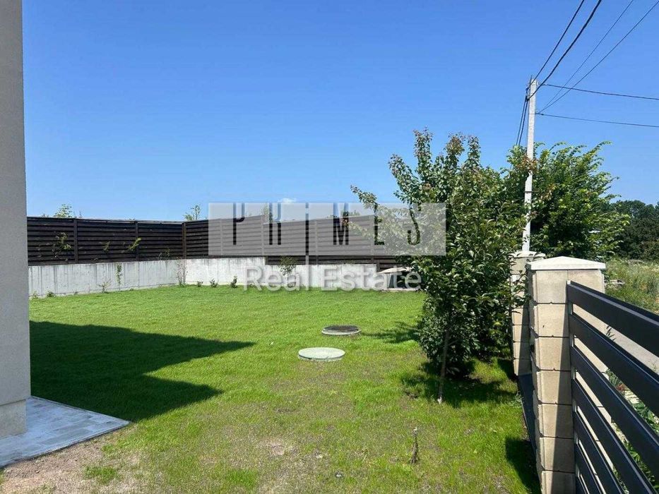 Оренда сучасного будинку на ділянці 7 соток, гараж на 2 авто, генератор, Лісники
