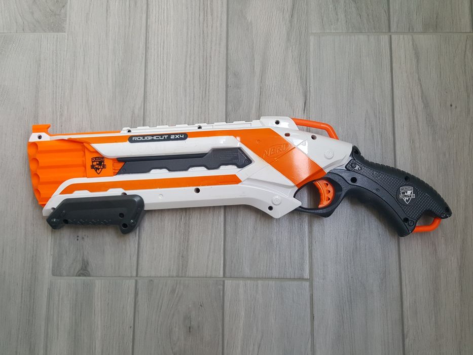 Nerf N-Strike Elite Rough Cut 2X4 Blaster