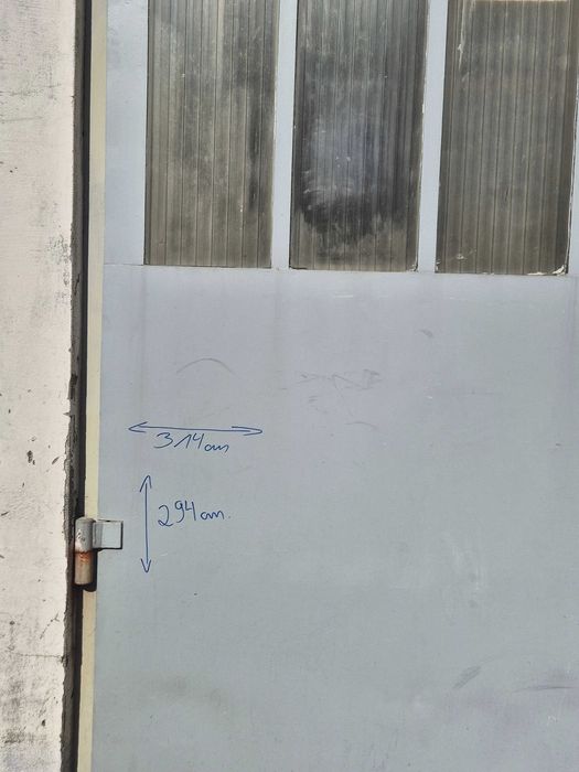 Brama warsztatowa dwuskrzydłowa