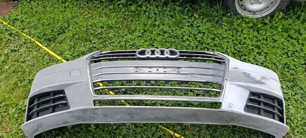 Бампер передній Audi A4 B9