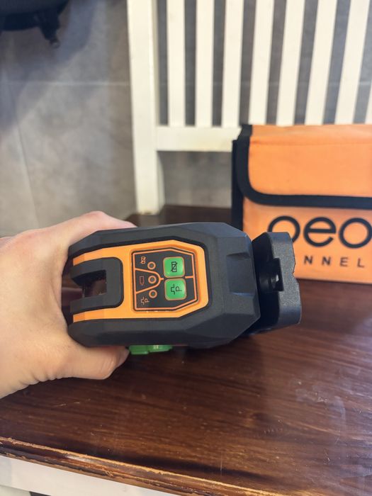 Laser liniowy krzyżowy GEO1X GREEN