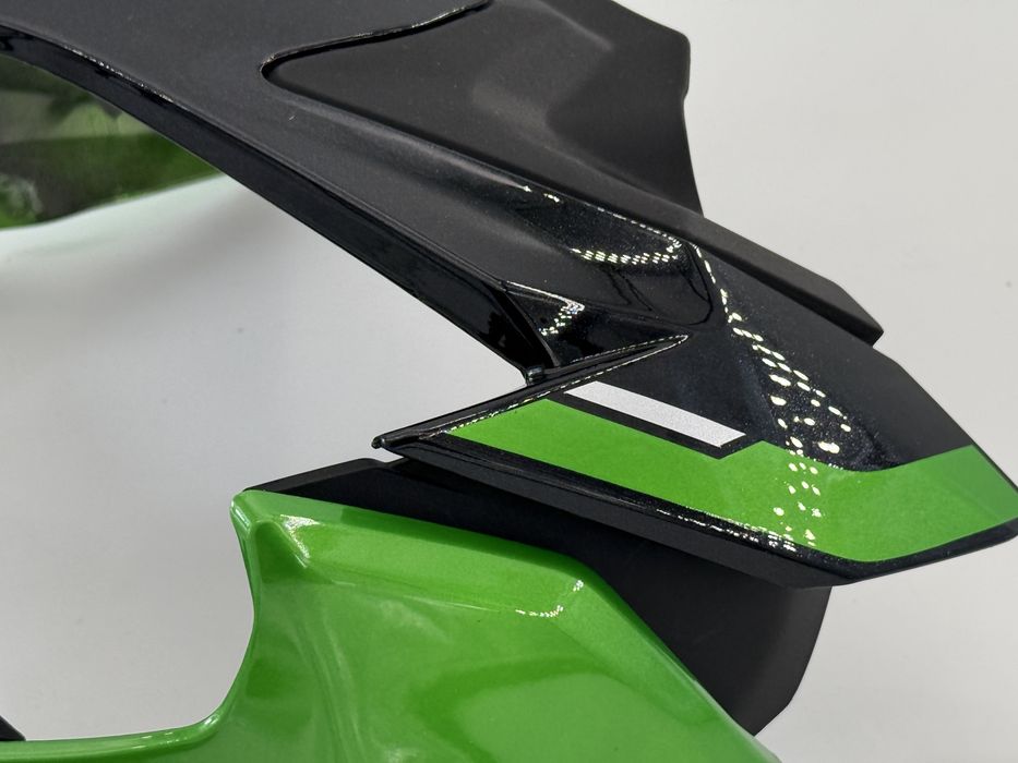 Kawasaki Z900SE czasza czacha owiewka komplet
