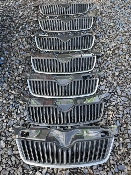 Решітка радіатора Skoda Fabia 2 Шкода фабія 2 (07-14)