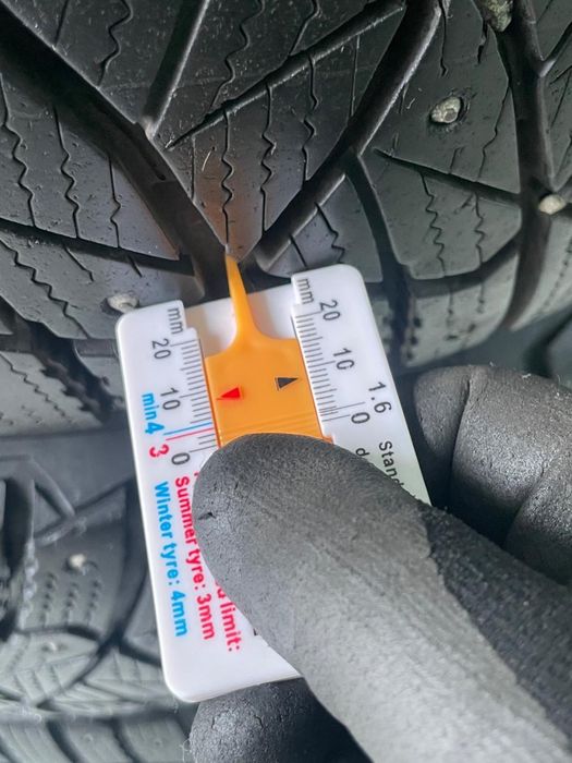 Продам резину Goodyear 205/60/16 в ідеальному стані