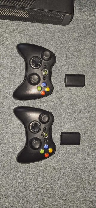 Konsola Xbox360 e