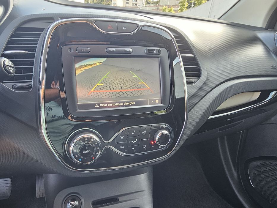 Renault Captur 0.9 TCE 44 000 KMS NACIONAL 2017