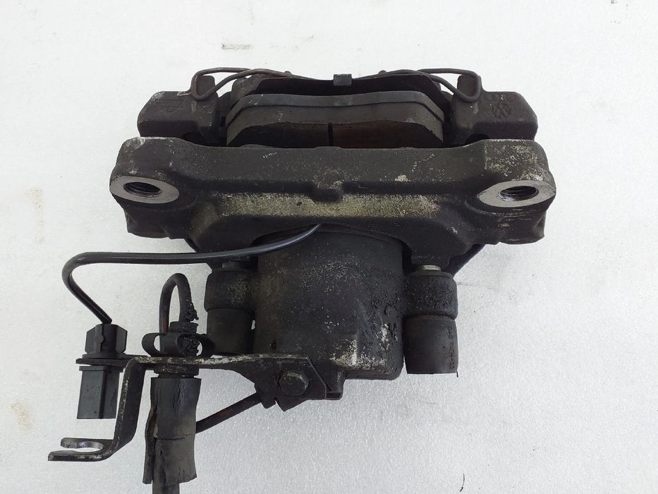 Pinça travão / maxila de travão frente esquerda AUDI A4 Avant (8E5, B6